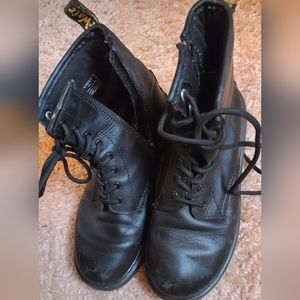 Dr. Martens Combat boots